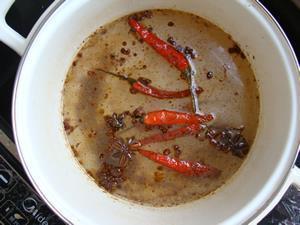 麻辣串串锅的做法步骤3