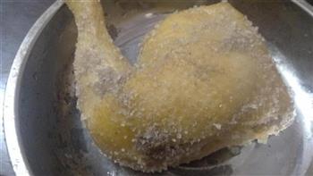 电饭锅盐焗鸡的做法步骤5