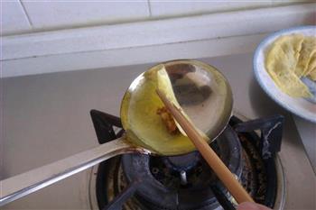 火锅蛋饺的做法步骤5