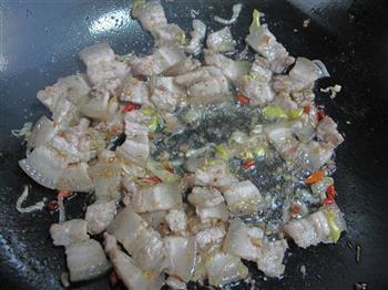 酸菜白肉的做法步骤5