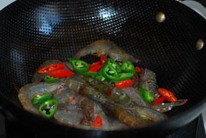 红烧基围虾的做法步骤4