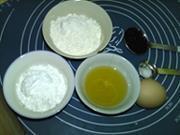 低脂芝麻蛋卷的做法步骤1