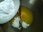 低脂芝麻蛋卷的做法步骤4