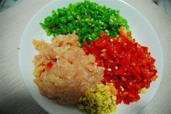鸡米芽菜的做法步骤1