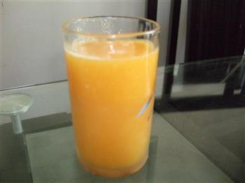 鲜榨橙汁的做法图解5