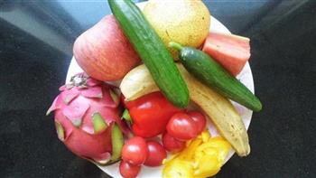 什锦蔬菜水果沙拉的做法步骤1