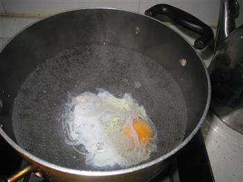 水煮荷包蛋的做法图解3