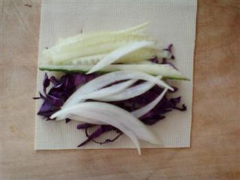 紫甘蓝蔬菜卷的做法图解7