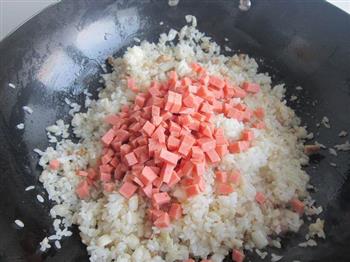 酸菜肉末炒米饭的做法步骤9