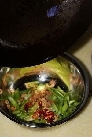 海米炝芹菜的做法步骤8