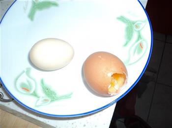 黄瓜炒乌鸡蛋的做法步骤3