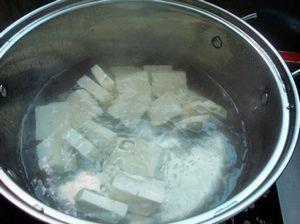 肉末红白豆腐的做法步骤3