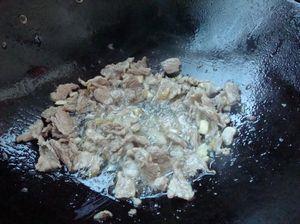 扁豆炒肉的做法步骤5