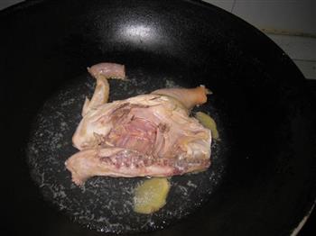 松茸菌炖鸡的做法步骤5