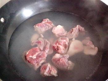 砂锅咖喱羊腿煲的做法步骤3