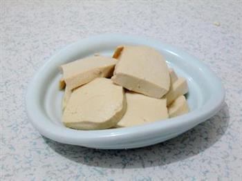 鱼香脆皮豆腐的做法步骤2