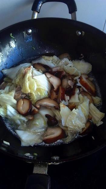 香菇木耳炒白菜的做法步骤8