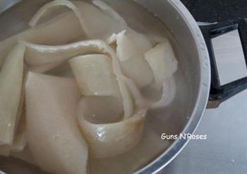 蒜香姜汁水晶皮冻的做法步骤2