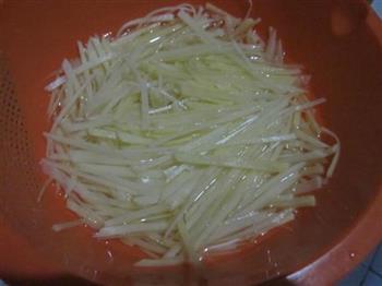 韭菜炒土豆丝的做法步骤1