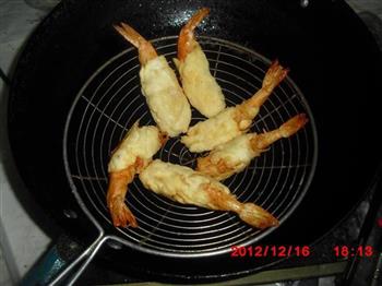 日式炸虾的做法步骤6