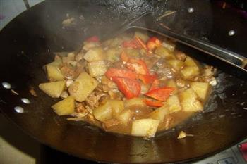 咖喱土豆盖浇饭的做法步骤7