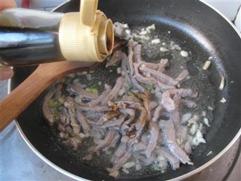 牛肉香菇火锅的做法步骤5