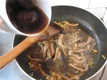 牛肉香菇火锅的做法步骤6