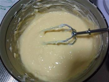 榴莲焦糖重乳酪蛋糕的做法步骤1