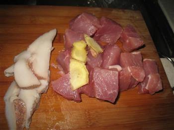 海底椰响螺瘦肉汤的做法步骤2
