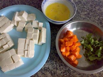 虾仁豆腐汤的做法步骤2