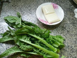豆腐干炒莴笋叶的做法步骤1