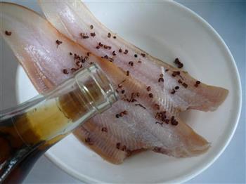 干煎香酥鱼的做法步骤4