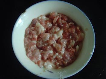 番茄肉酱螺蛳粉的做法步骤1