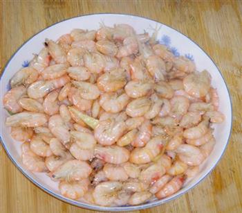 炒白米虾的做法步骤5