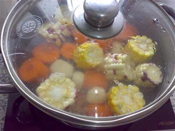 玉米萝卜猪肝汤的做法步骤4
