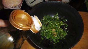 酸汤水饺的做法步骤5