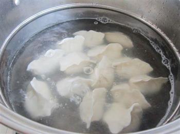 西葫芦猪肉饺子的做法图解12