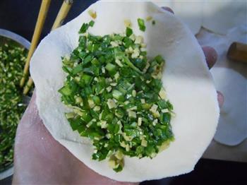 韭菜豆腐盒子的做法步骤8
