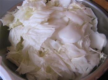 大白菜炖冻豆腐的做法步骤3