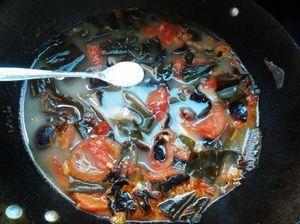 番茄海带汤的做法步骤8