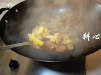 肉片炒椰菜花的做法步骤11