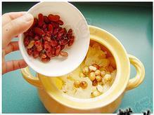 红枣芸豆菠萝银耳汤的做法步骤9