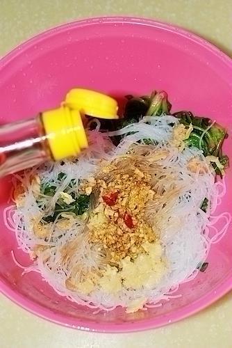 菠菜虾米拌粉丝的做法步骤12
