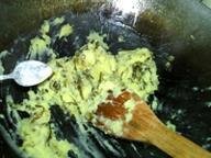 酸菜土豆泥的做法步骤10