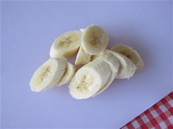香蕉可可果汁的做法步骤2