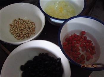 黑豆薏仁燕麦粥的做法图解1