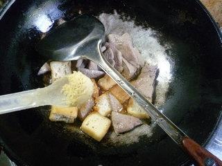 油豆腐炒猪肝的做法步骤14