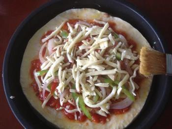 培根火腿蔬菜披萨的做法步骤12
