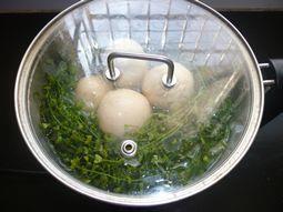 煮鸡蛋的做法步骤6