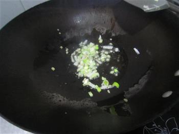 木耳腐竹炒油菜的做法步骤5